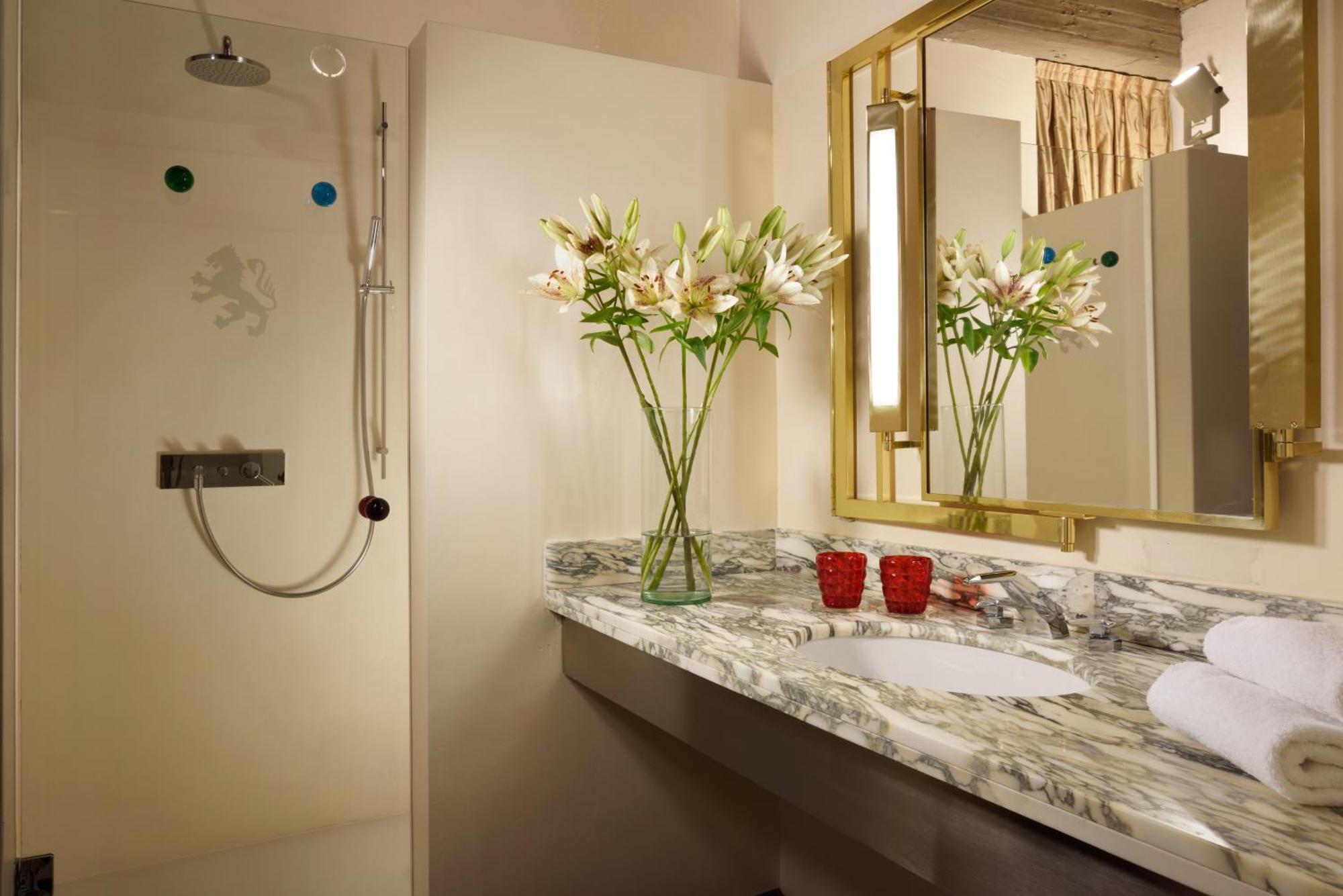 Leone Blu Suites | Una Esperienze Florens Exteriör bild